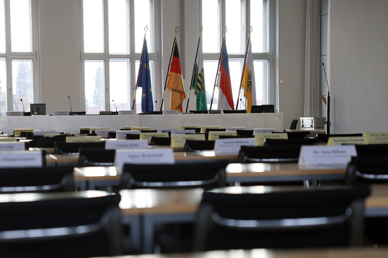 Blick in den Sitzungssaal